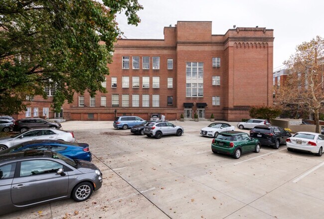 Photo - 2043 Random Rd Apartamento Unidad 2043 Random Rd. #109