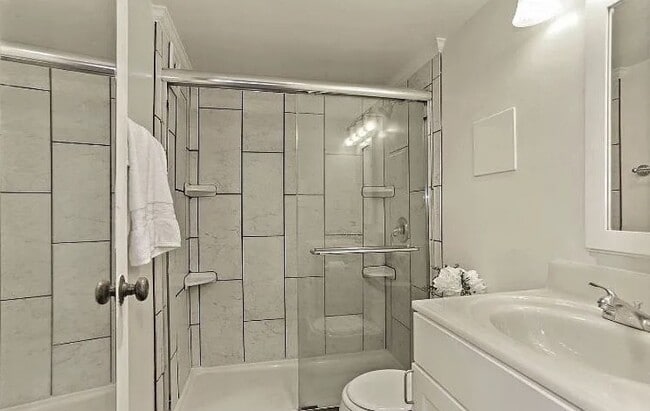 Photo - 2030 F St NW Unit 910
