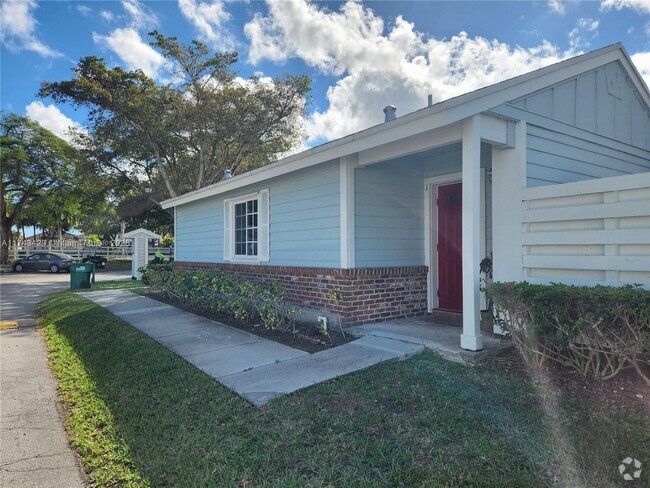 Building Photo - 13700 SW 147th Cir Ln Rental