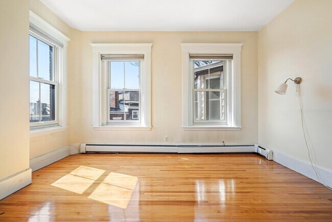 Photo - 28 Chestnut St Unidad 3