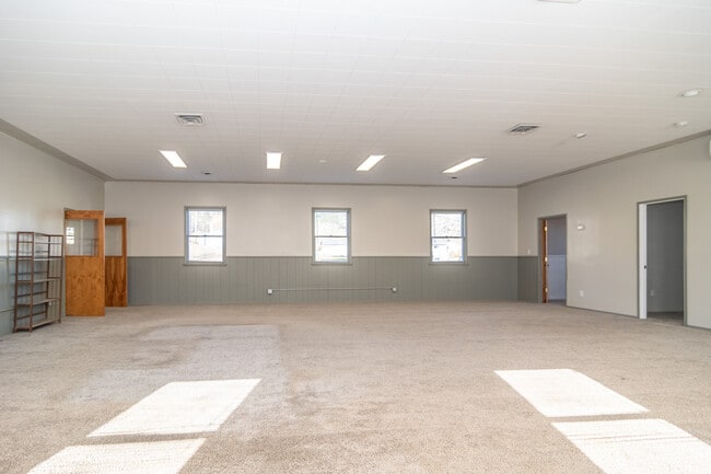 Photo - 500 Geary Dr