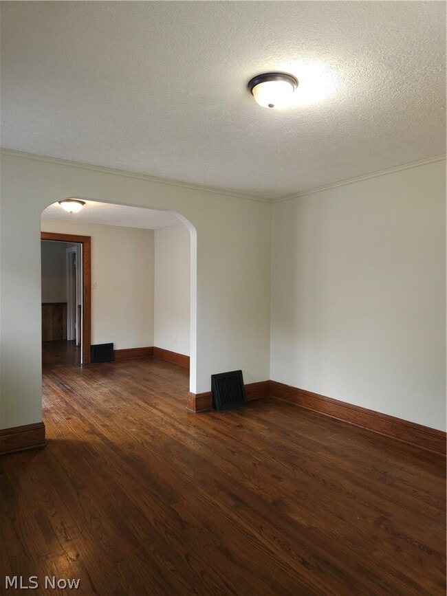 Photo - 578 Plum Ave