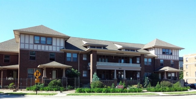 Building Photo - 3015 N Pennsylvania St Unit 13