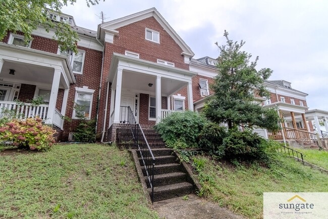 Photo - 348 E University Pkwy