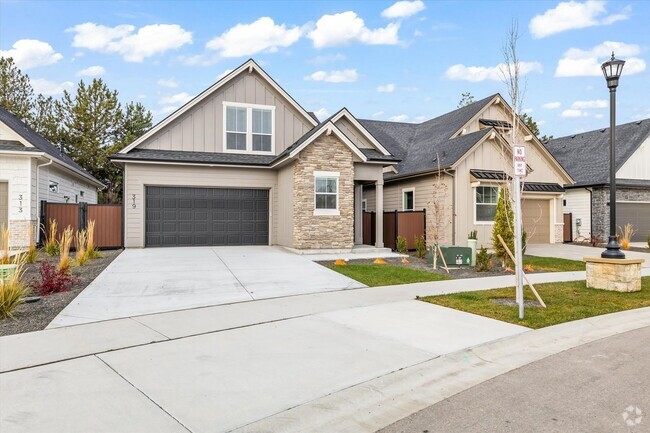 Building Photo - Exquisite Luxury Home in Eagle’s Prestigio...
