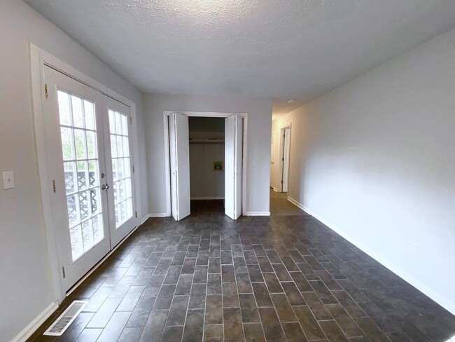 2964 Dye Ford Rd