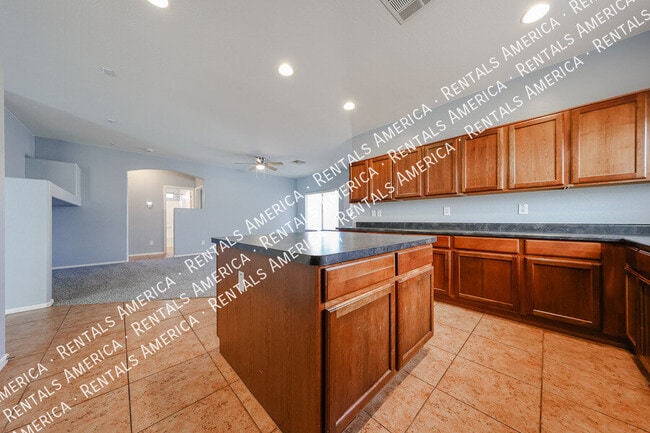 Photo - 18166 N Jameson Dr
