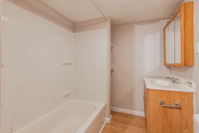 Photo - 2013 Gregory St Unit 1