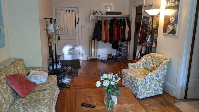 Photo - 207-209 Delaware Ave Unidad 5