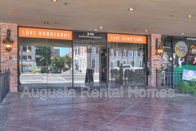 Photo - 936 Broad St Unit 306