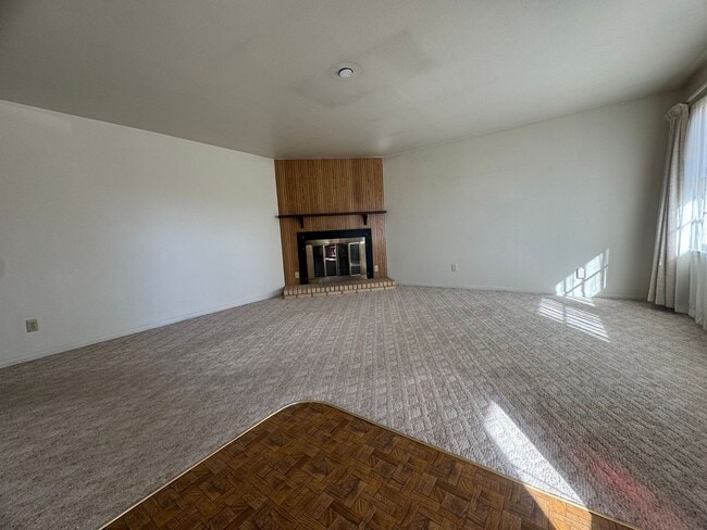 Photo - 2000 S Richardson Ave