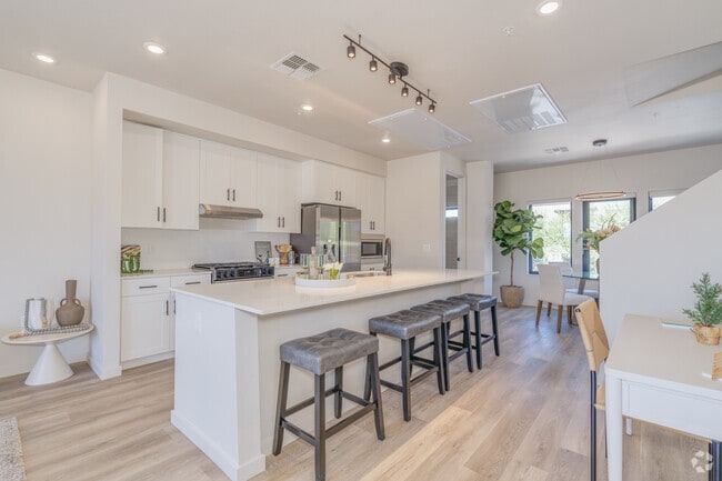 3BR, 2.5BA - 1,543SF - Kitchen