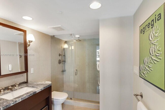 6801 Collins Ave Unit 1216