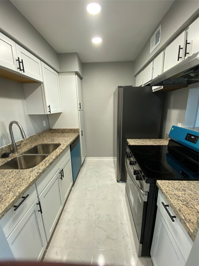 Photo - 8431 Hearth Dr