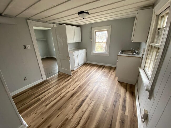 Building Photo - 1519 Campbell Ave