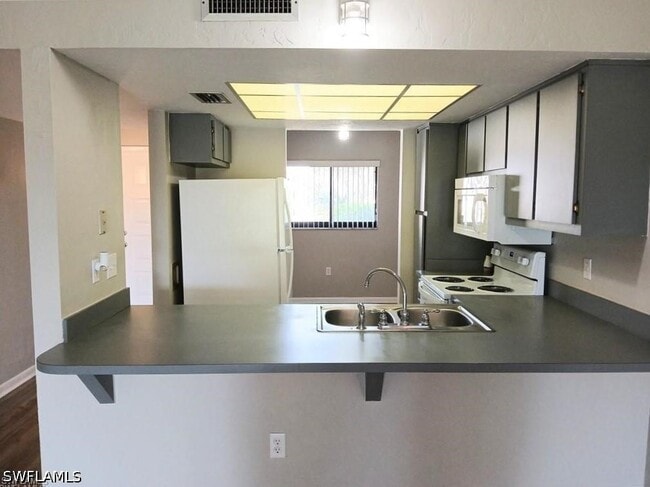 Photo - 2231 East 5th Street Unit 106