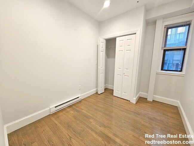 11 Peterborough St Unit 20