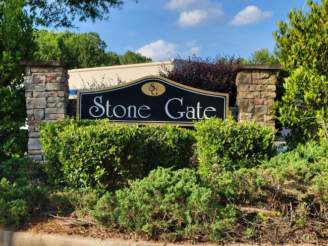 Photo - 114 Lakeview Estates Dr Townhome