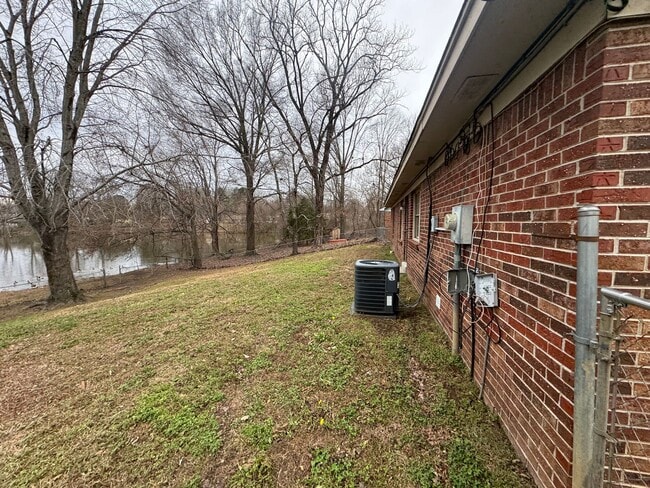 Photo - 5493 Adams Cir