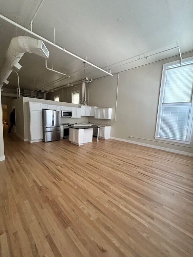 Photo - 1555 California St Condo Unit 312