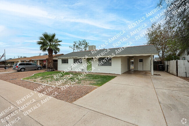 Building Photo - 7421 E Beatrice St Rental