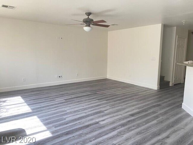 Photo - Gorgeous SW Las Vegas 3 beds, 2.5 baths. L...