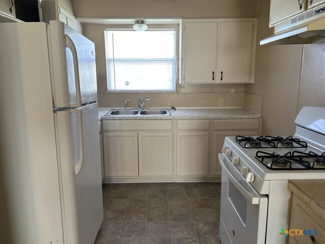 Photo - 1315 Jefferis Ave