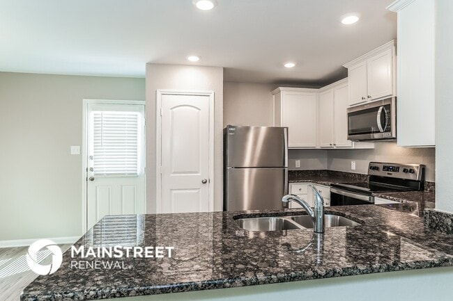 Photo - 25238 Dickens Dr