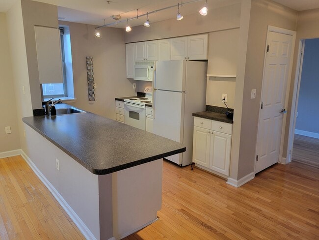 Photo - 1308 Clifton St NW