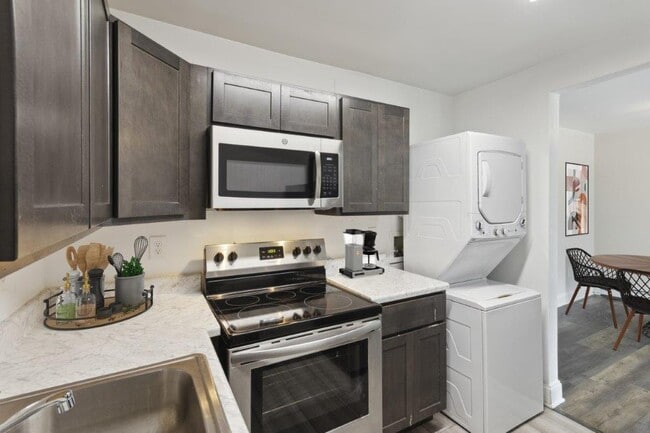 Maple Walk Apartments