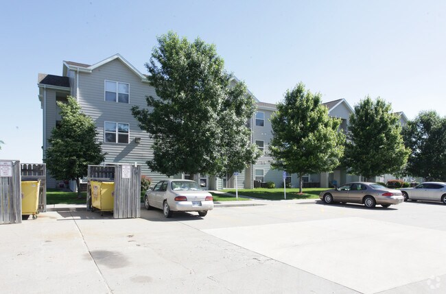 Photo - Independence Court