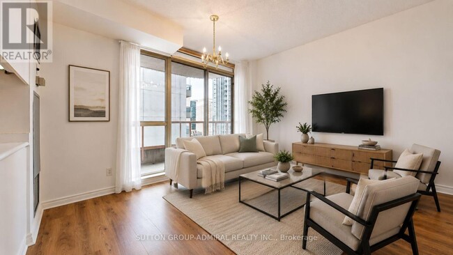 Photo - 736 Bay St. Unit 2507