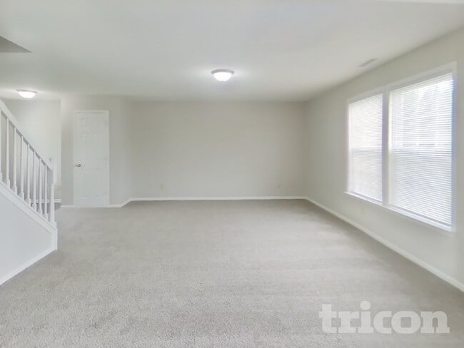 Photo - 7713 Brandenburg Way