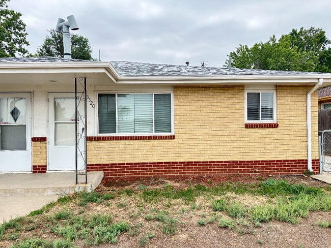 Building Photo - 3318 W 4th St Rental