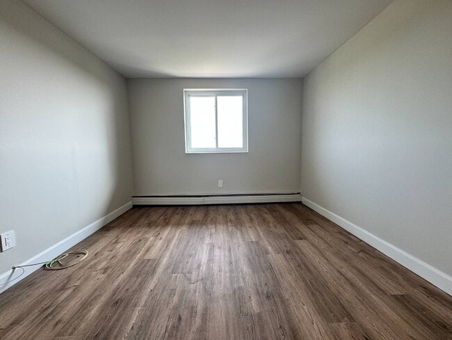 Photo - 455 Sandys St