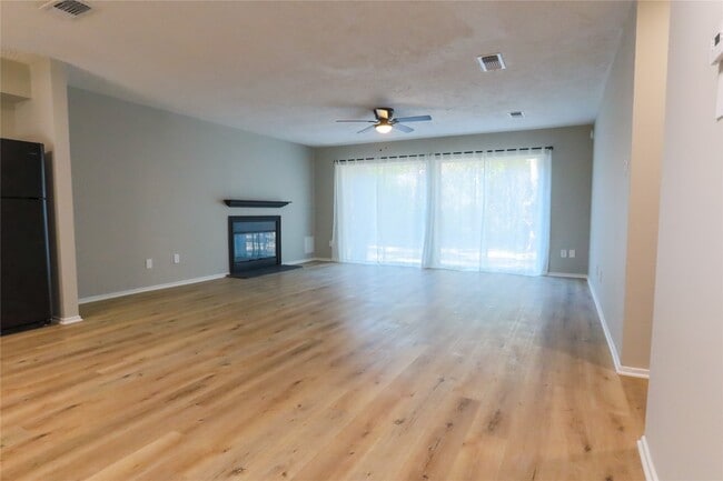 Photo - 2709 S Millbend Dr House