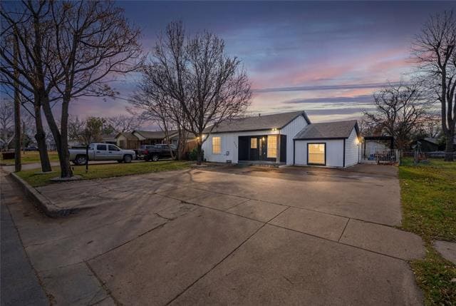 Photo - 3732 Honeysuckle Ave