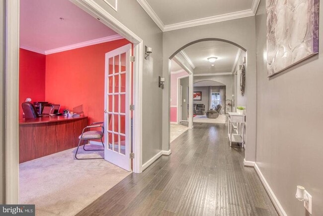 Photo - 728 Falcon Ln