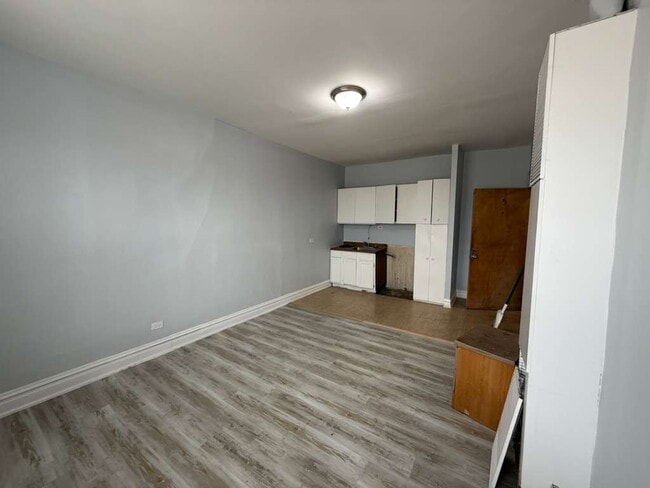 Photo - 5960 W Roosevelt Rd