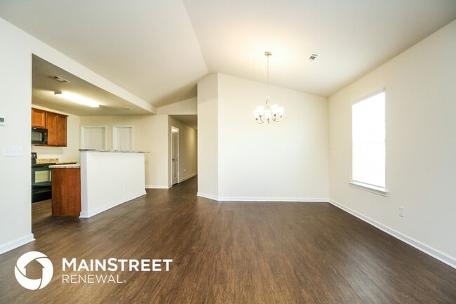 Photo - 2328 Bee Hive Dr