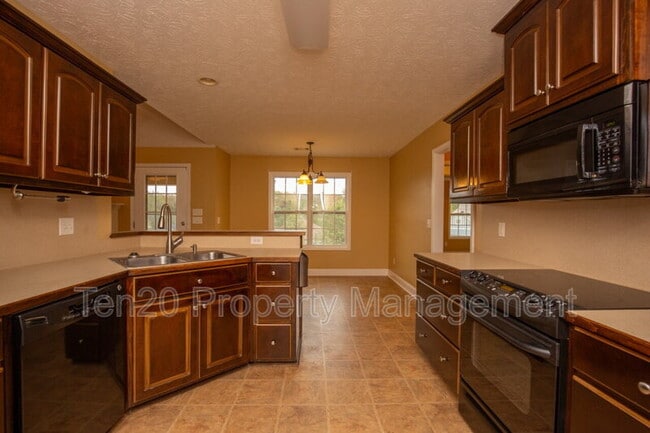 Photo - 182 Lee Rd 2180
