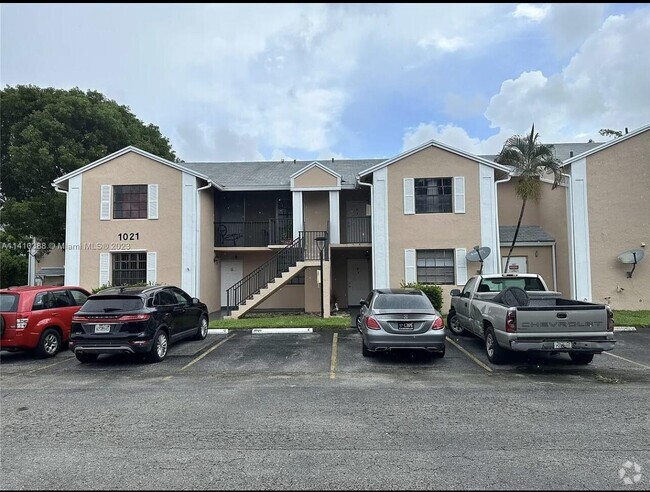 Building Photo - 1021 Adams Ave Unit 1021f Rental