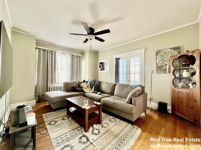 10 Perkins Street Apt #1, Boston, MA 02130... - 10 Perkins Street Apt #1, Boston, MA 02130... Unidad 1