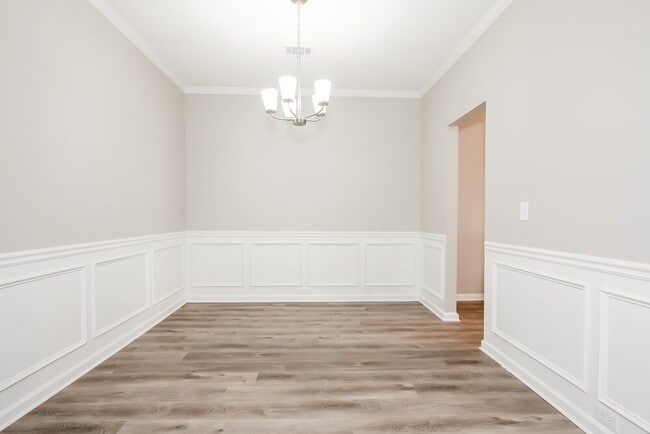 Photo - 150 Stillwood Dr