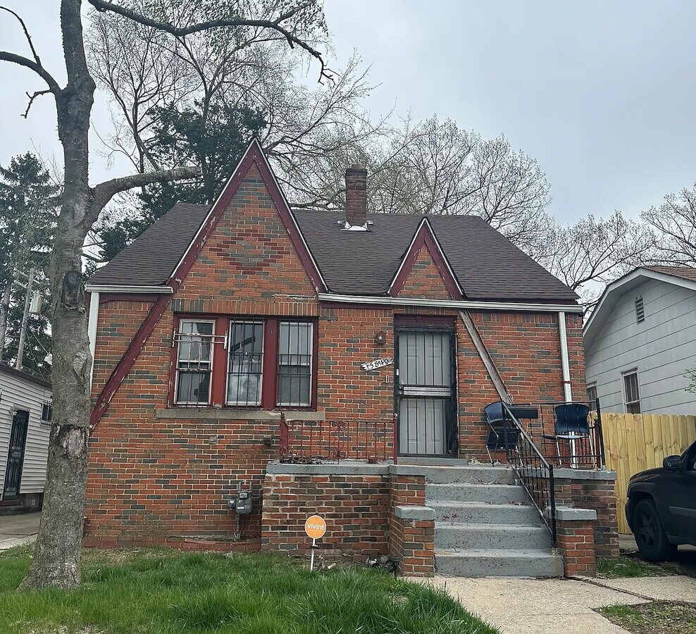 Photo - Your Next Home Awaits at 15840 Ardmore!