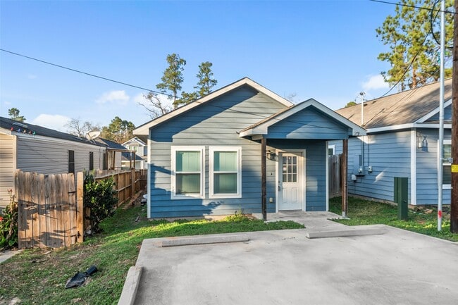 Photo - 16928 Kempwood