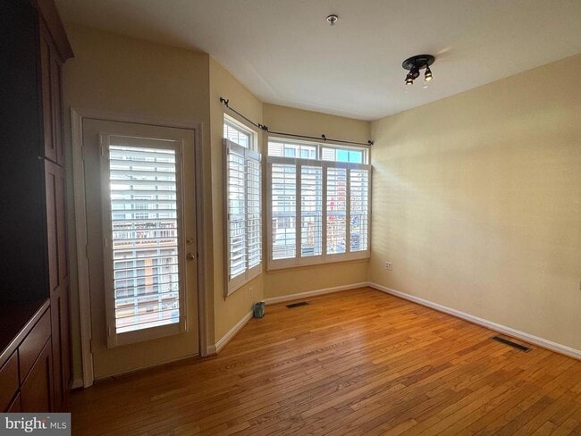 Photo - 136 Cameron Station Blvd