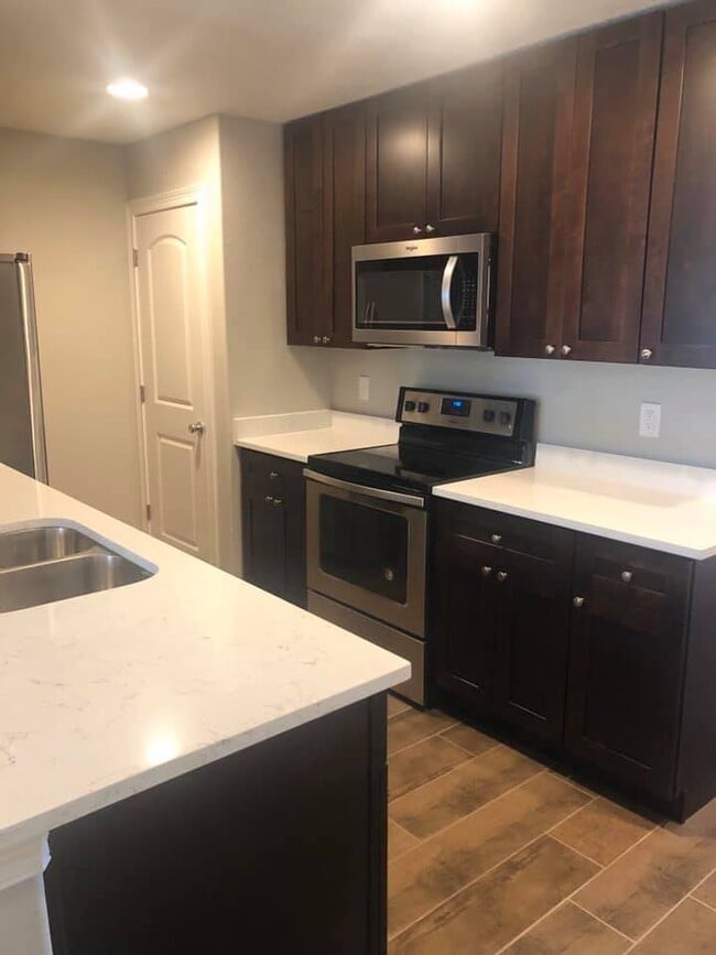 Photo - 1812 Ordway St