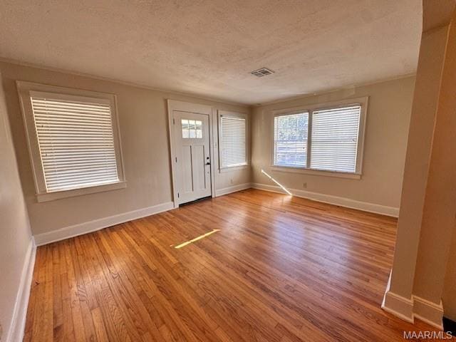 Photo - 2171 College St