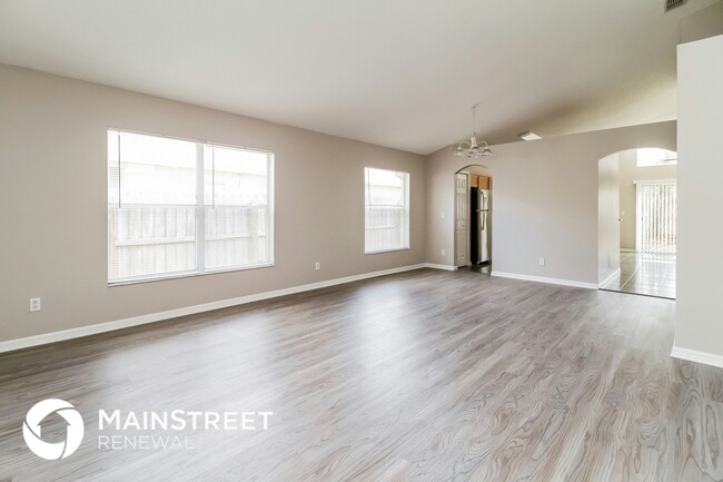 Photo - 13852 Valleybrooke Ln